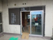 壁を壊して２つの部屋を１つに間取り変更！