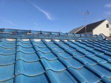 強風でズレた「熨斗瓦（のしがわら）」を積み直し！雨漏り対策も万全に！